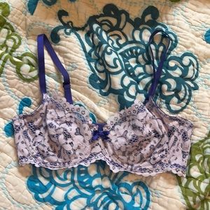 Victoria’s Secret very sexy unlined Demi bra